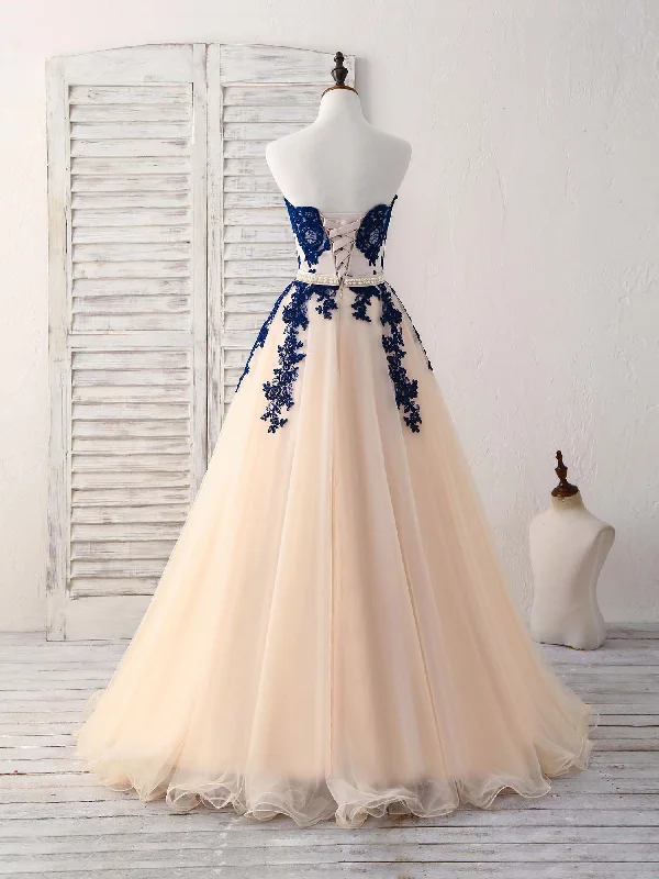 Elegant Sweetheart Tulle Lace Applique Blue Long Prom Dresses